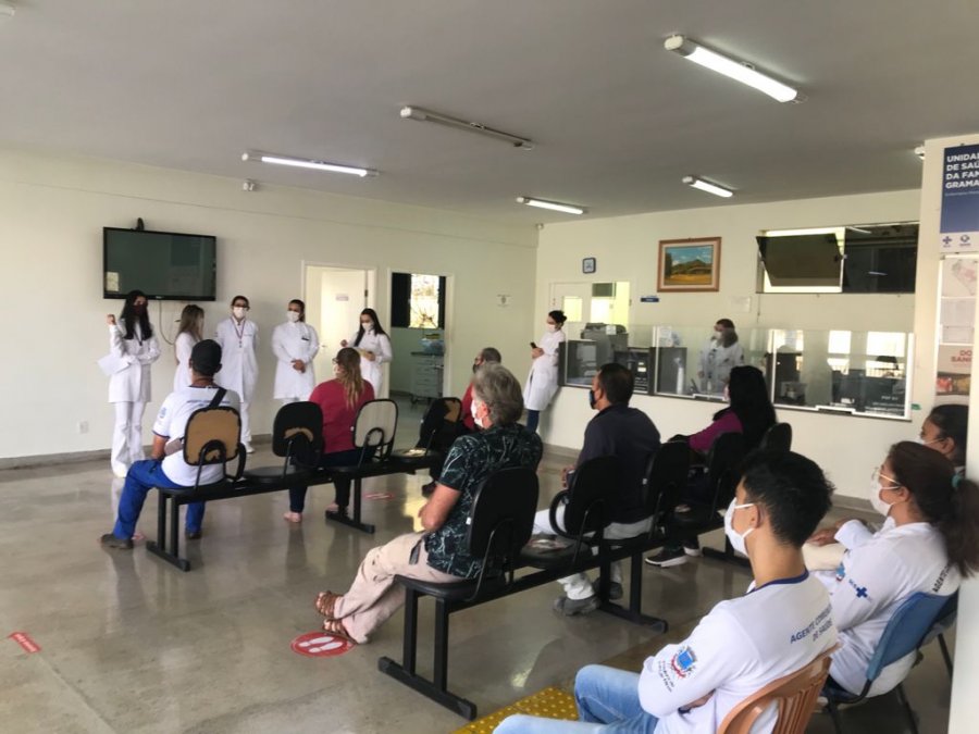Alunos de Odontologia realizam atividade na Unidade de Saúde da Família do bairro Residencial Gramado