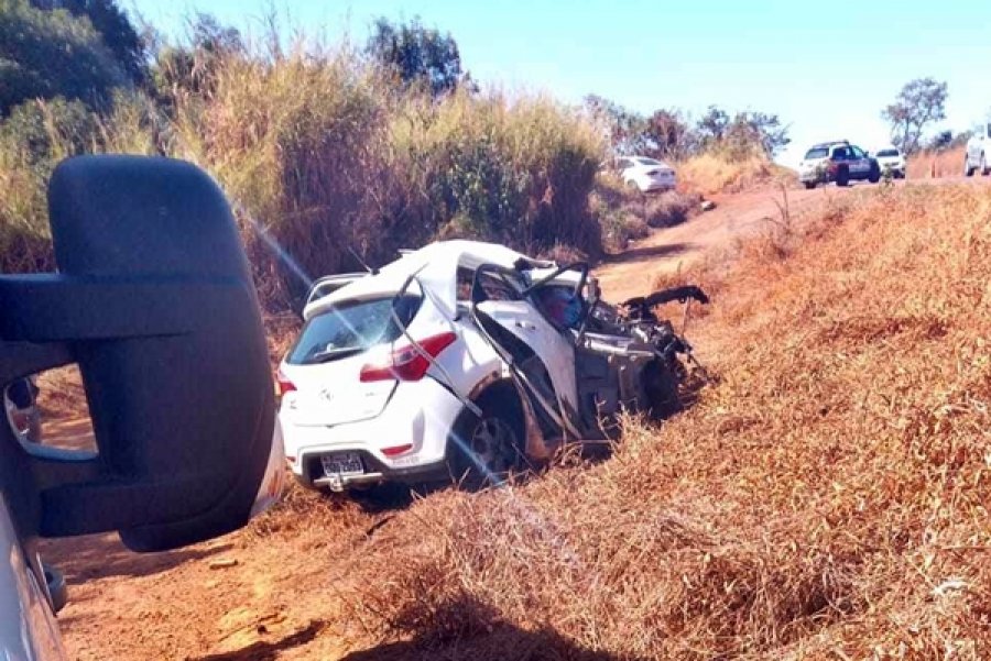 Fatalidade na BR-354: Colisão entre carro e caminhão tira a vida de mulher de 64 anos