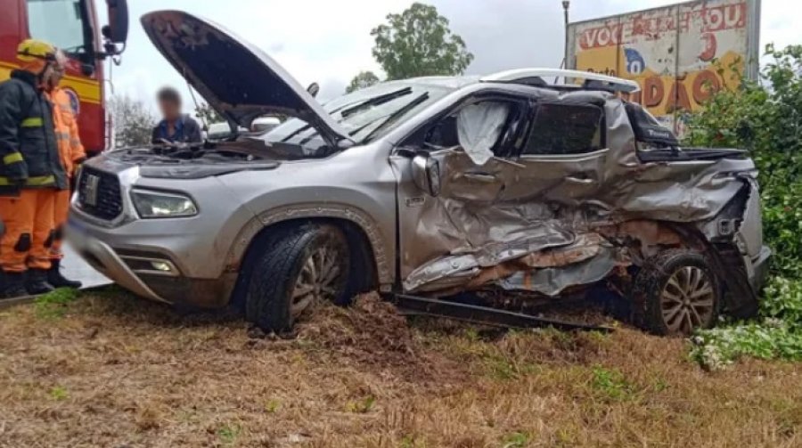 Dois Acidentes Graves São Registrados Na BR-365 Com Menos De 20 Km De ...