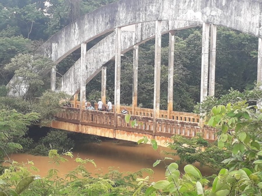 Ponte do Arco é liberada após nível do Rio Paranaíba baixar
