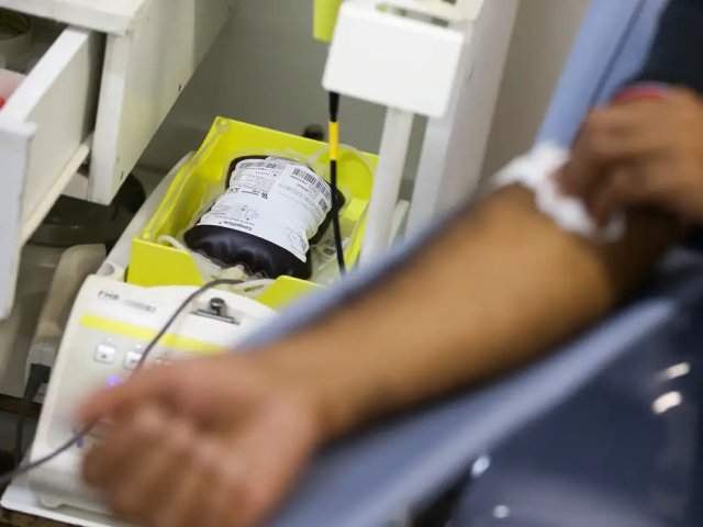 Hemocentro alerta sobre redução da oferta de sangue nesta época do ano