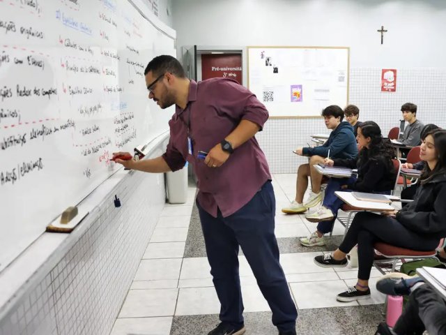 Enem 2024: MEC divulga gabaritos oficiais e cadernos de questões