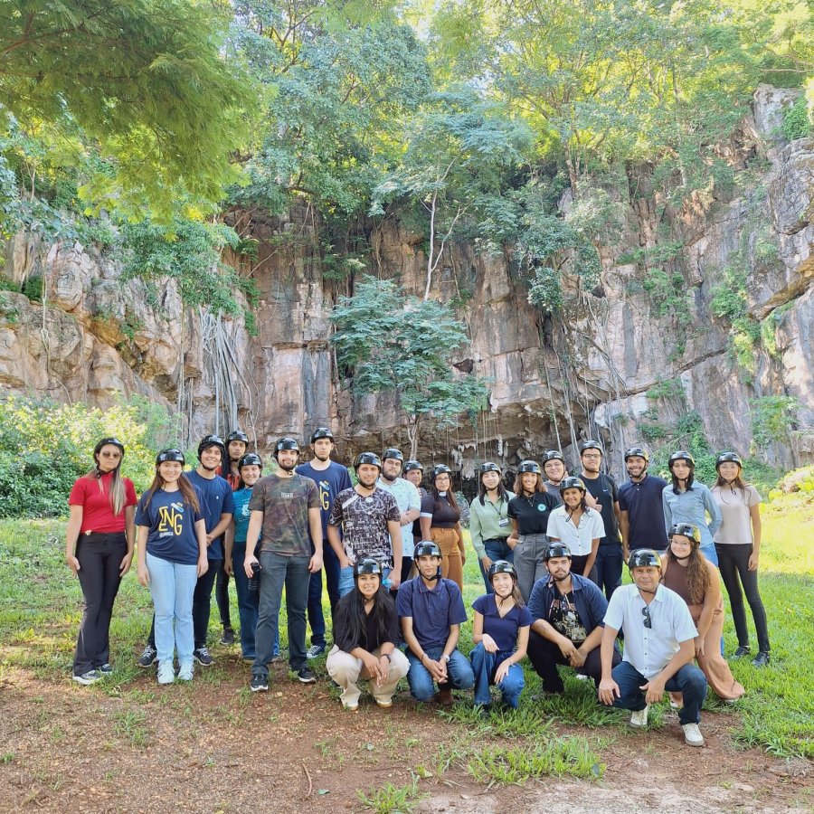 Alunos de cursos técnicos e universitários do UNIPAM realizam visita técnica à mineradora Nexa Resources em Vazante