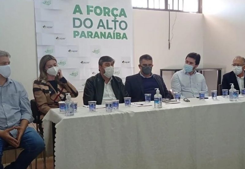 Vice-governador de Minas cumpre agenda em Patos de Minas e se reúne com prefeitos da região