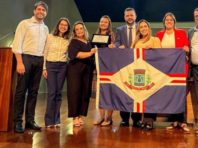 Patos de Minas é reconhecida em evento nacional de saúde com projeto de odontologia domiciliar