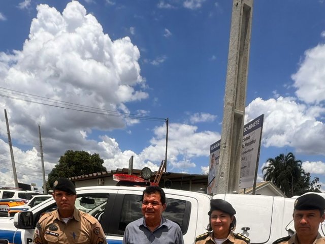 Entrega de viatura policial para o Destacamento de São Gonçalo do Abaeté