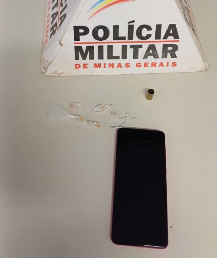 Polícia Militar apreende drogas e munição em abordagem no bairro São Cristóvão, em Patrocínio