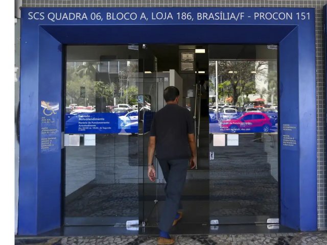 Bancos voltam a funcionar normalmente hoje