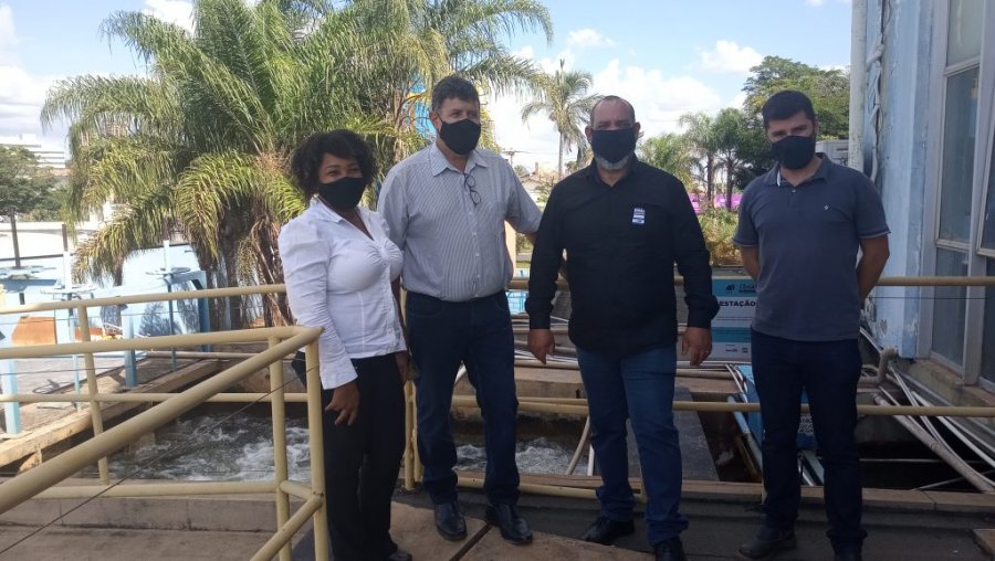 Comissão Especial de Recursos Hídricos e Hidrossanitários da Câmara Municipal realiza visita técnica ao Dmae de Uberlândia