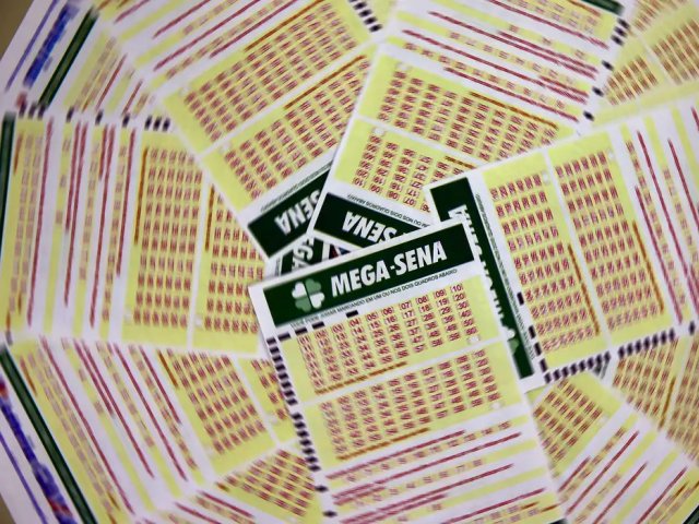 Mega-Sena sorteia nesta terça-feira prêmio estimado em R$ 120 milhões