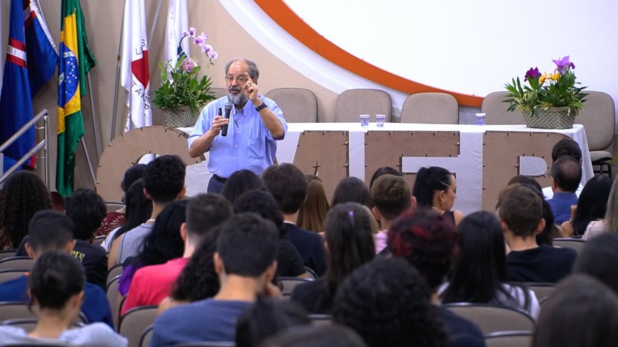 CMEB comemora 20 anos com programação diversificada e premiação para professores inovadores