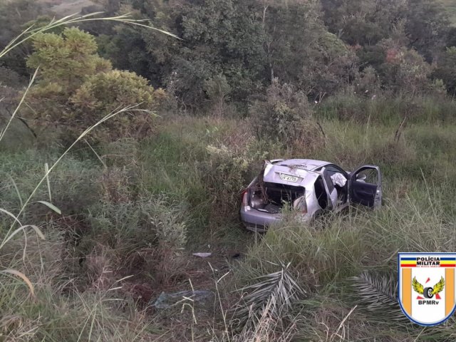 Acidente na MG-235: Condutor socorrido após saída de pista em São Gotardo