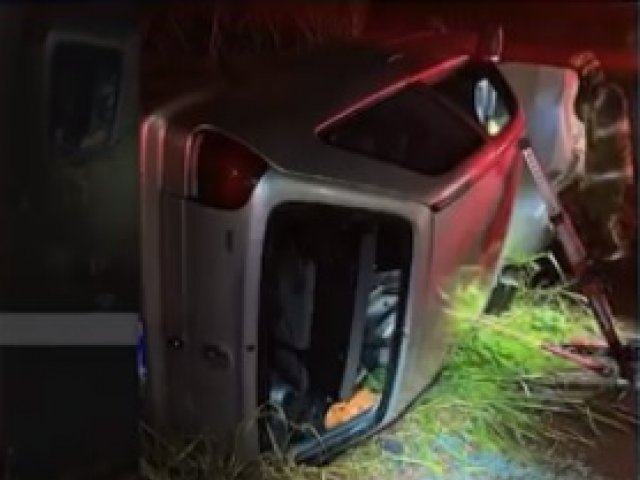 Motorista morre depois de bater em poste de iluminação em Patos de Minas